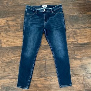 A&F The Jean Legging Mid Rise